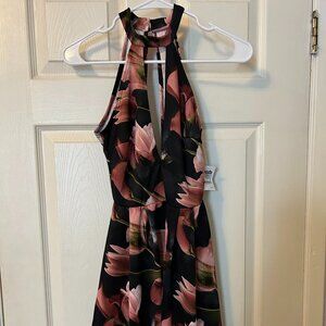 Charlotte Russe NWT Brand New Dress Mini Cut Out Fit and Flare Small Pink Floral